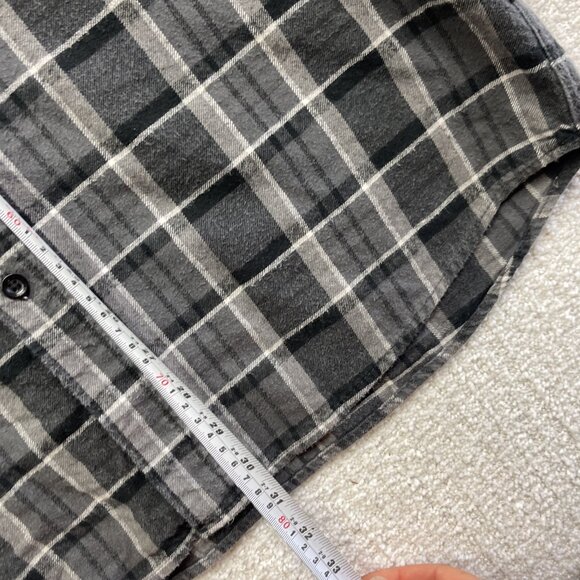 Y2K Volcom Black Modern Fit Plaid Flannel Button Up Shirt Men’s Size XL Skate - Picture 9 of 15